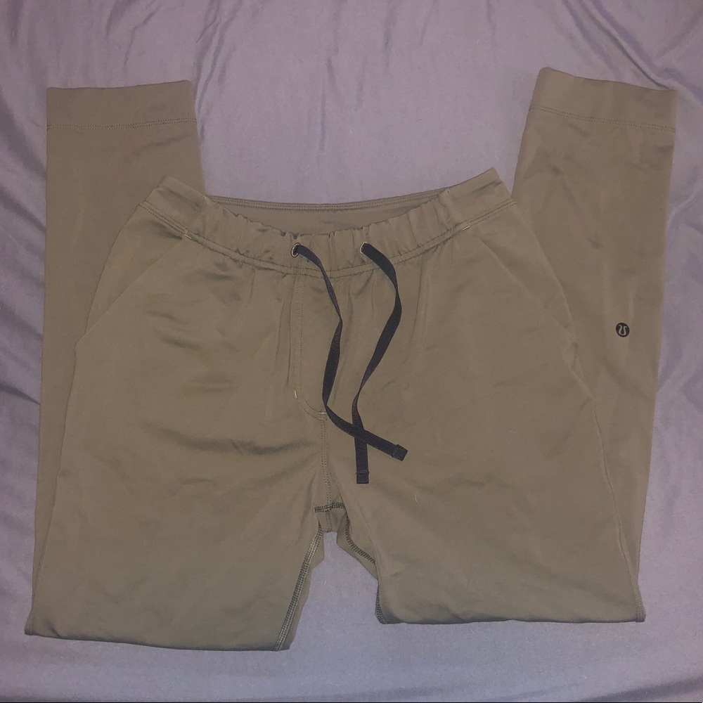 Size 2 Jet Crop Slim